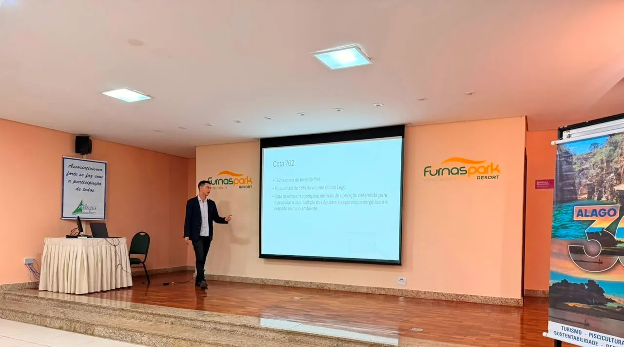 AMM participa de Fórum em Formiga sobre desafios do Lago de Furnas