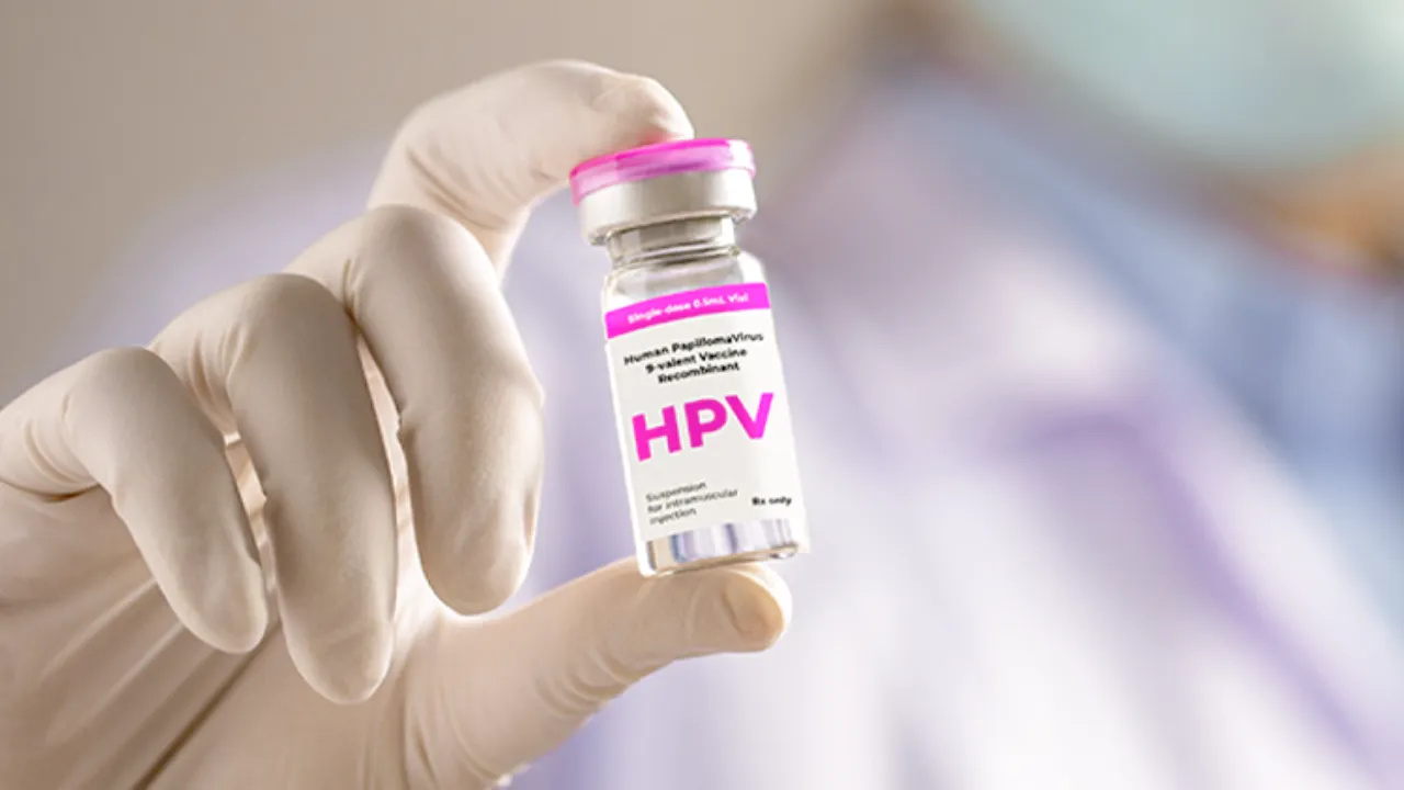 Jovens de 15 a 19 anos podem se vacinar contra o HPV até dezembro