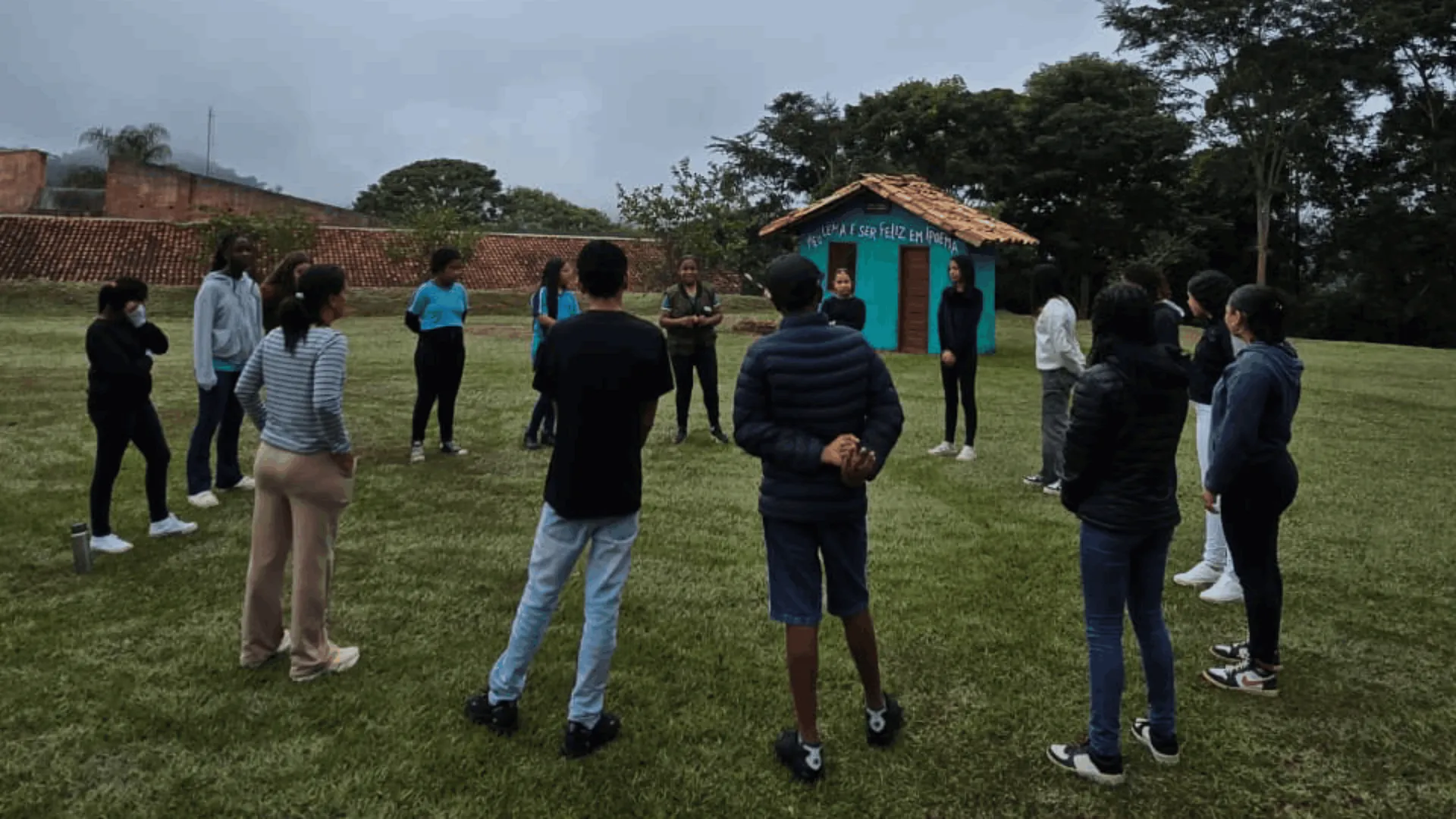 Projeto de educação ambiental leva 370 jovens ao parque do limoeiro