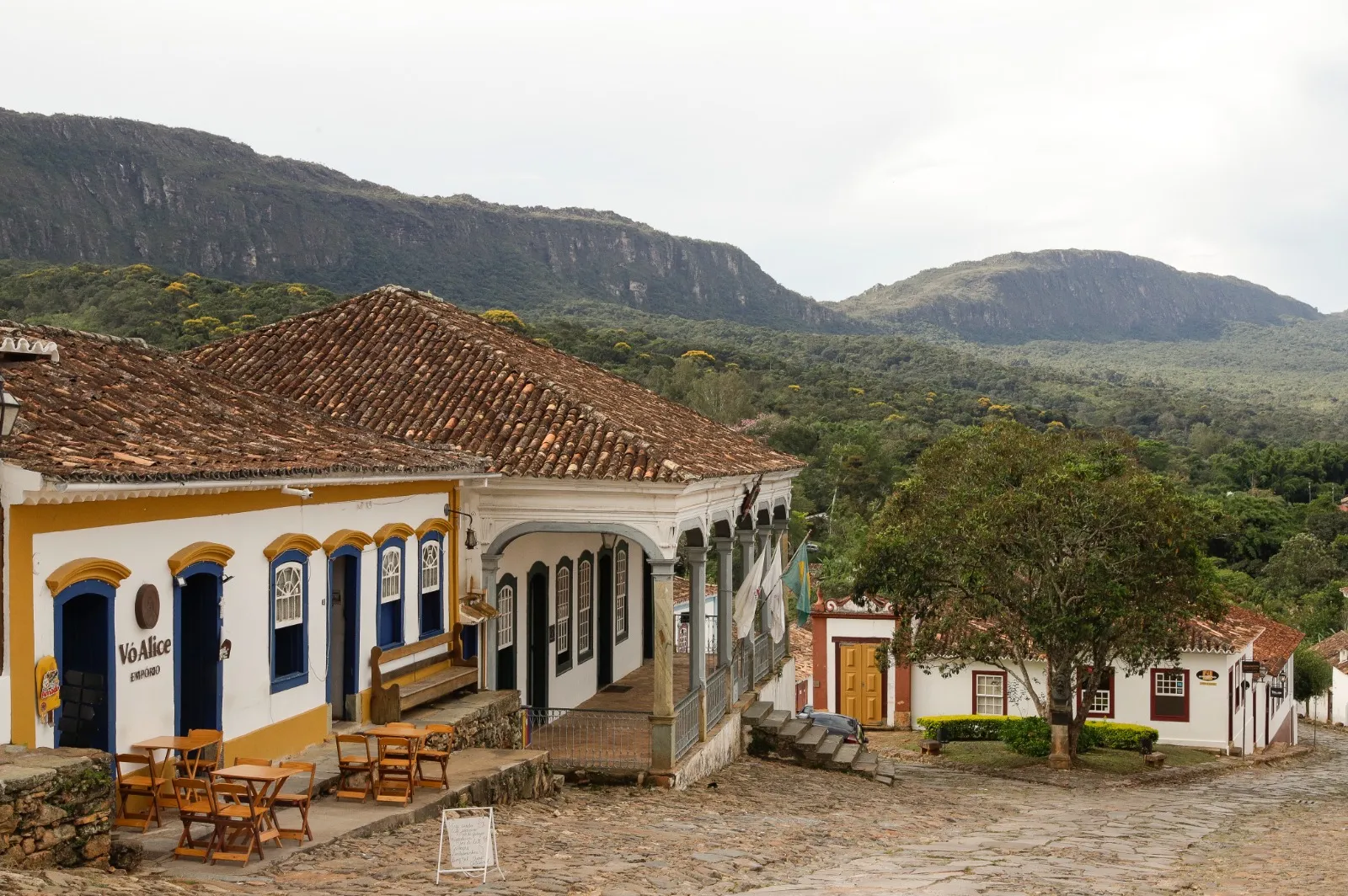 Inverno mineiro atrai turistas e 110 voos para as férias de julho 